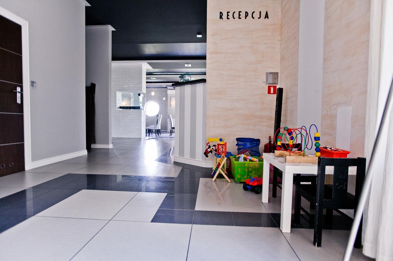 Hotel Sulbin Гарволин Экстерьер фото